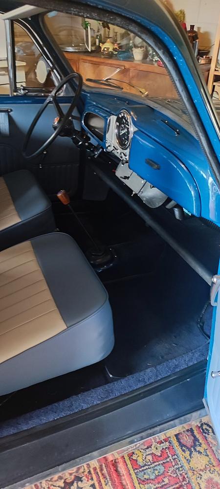 Te koop: prachtige Morris Minor Traveller uit 1971